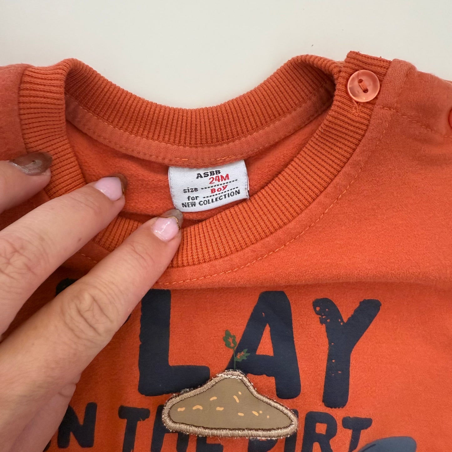 Size 24 months | Play in the dirt pullover