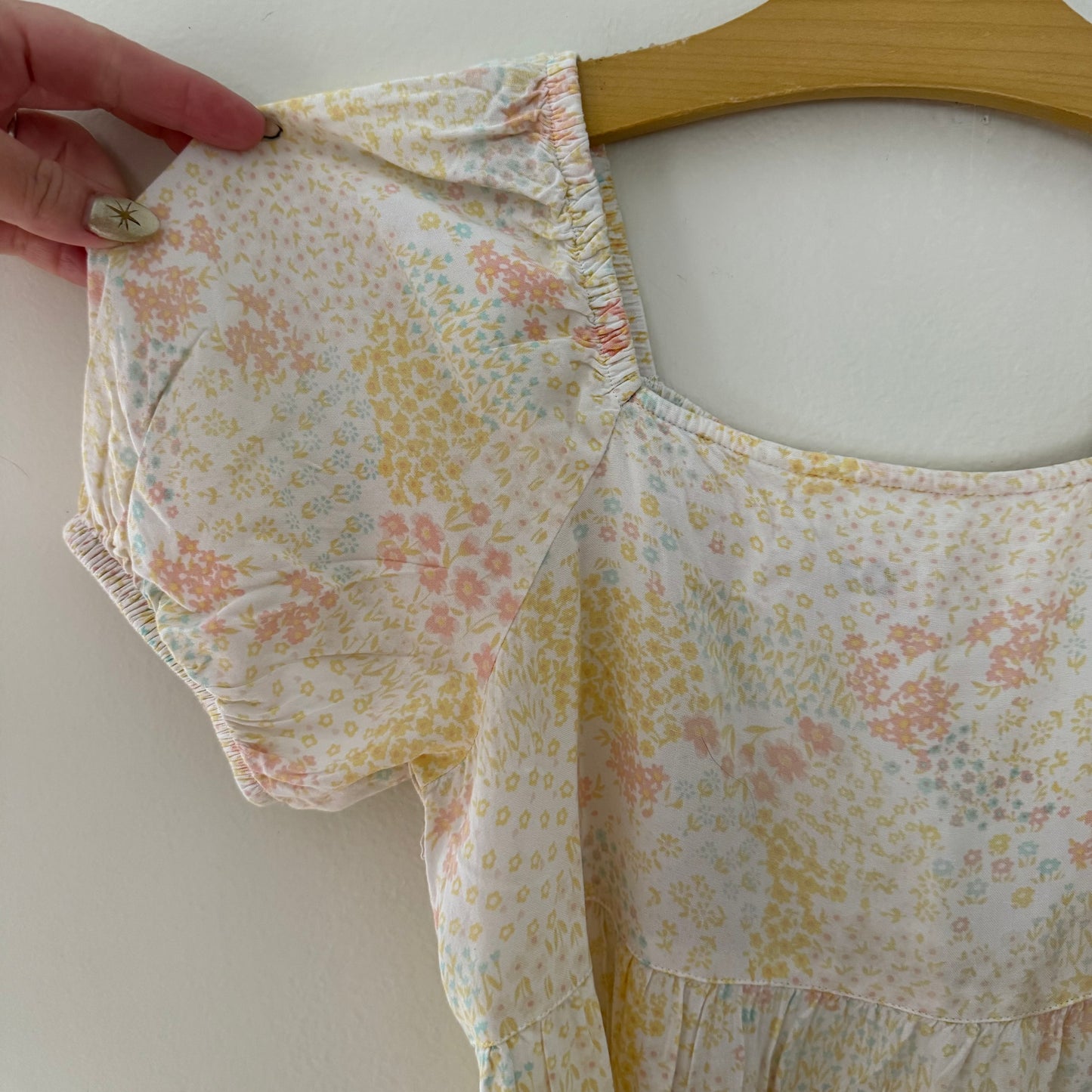 Size 10/12 | Floral puff sleeve dress