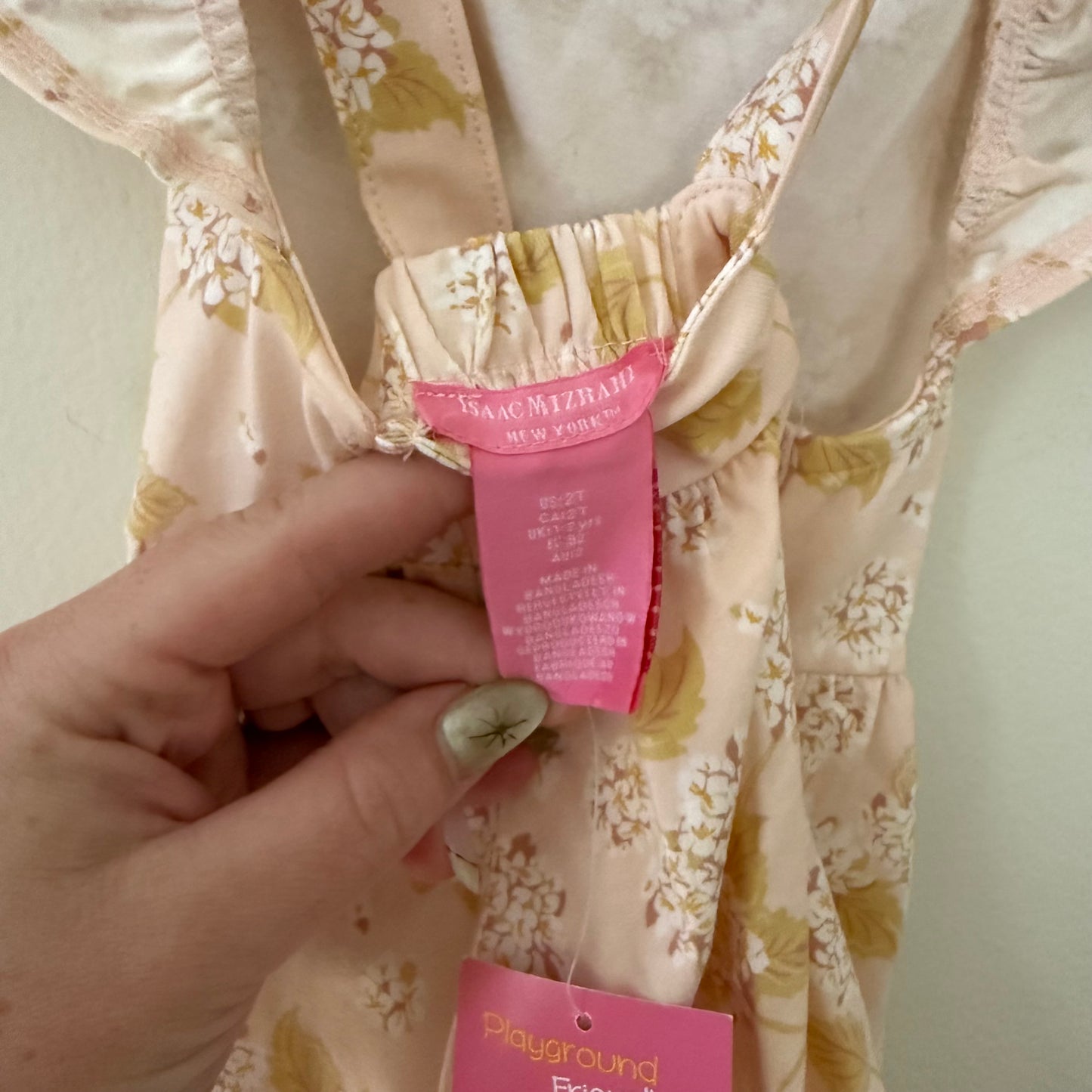 Size 2T | NWT Hydrangea ruffle sleeve dress