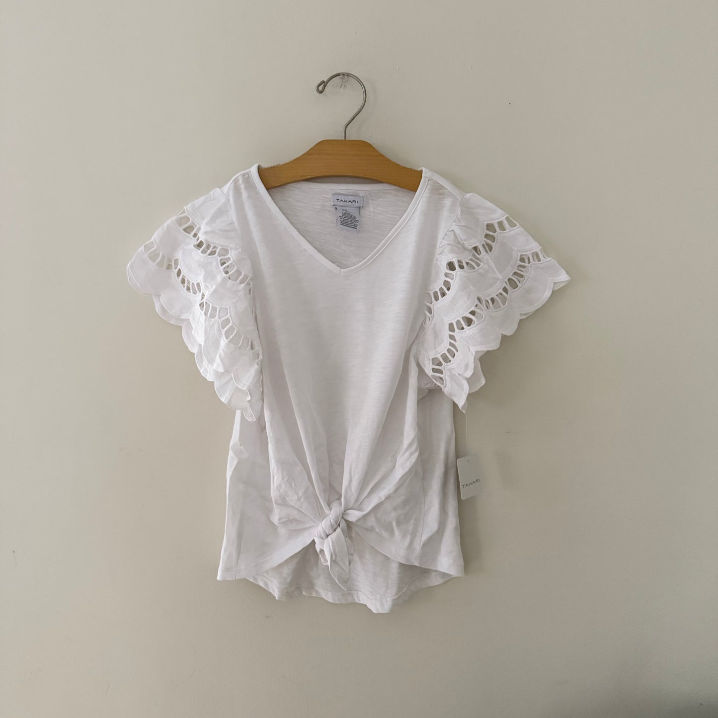 Size 10 | NWT Tahari Lace detail blouse