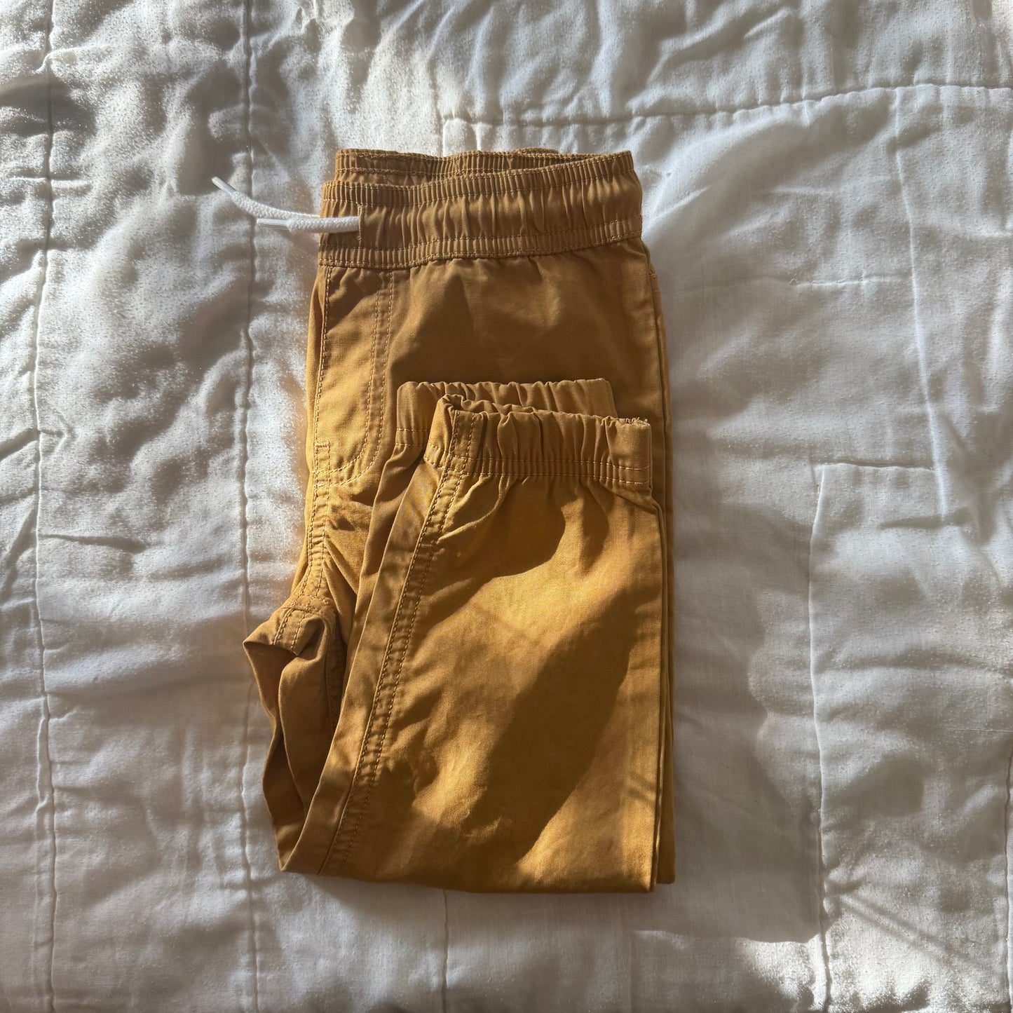 Size 3T | Elastic waist joggers