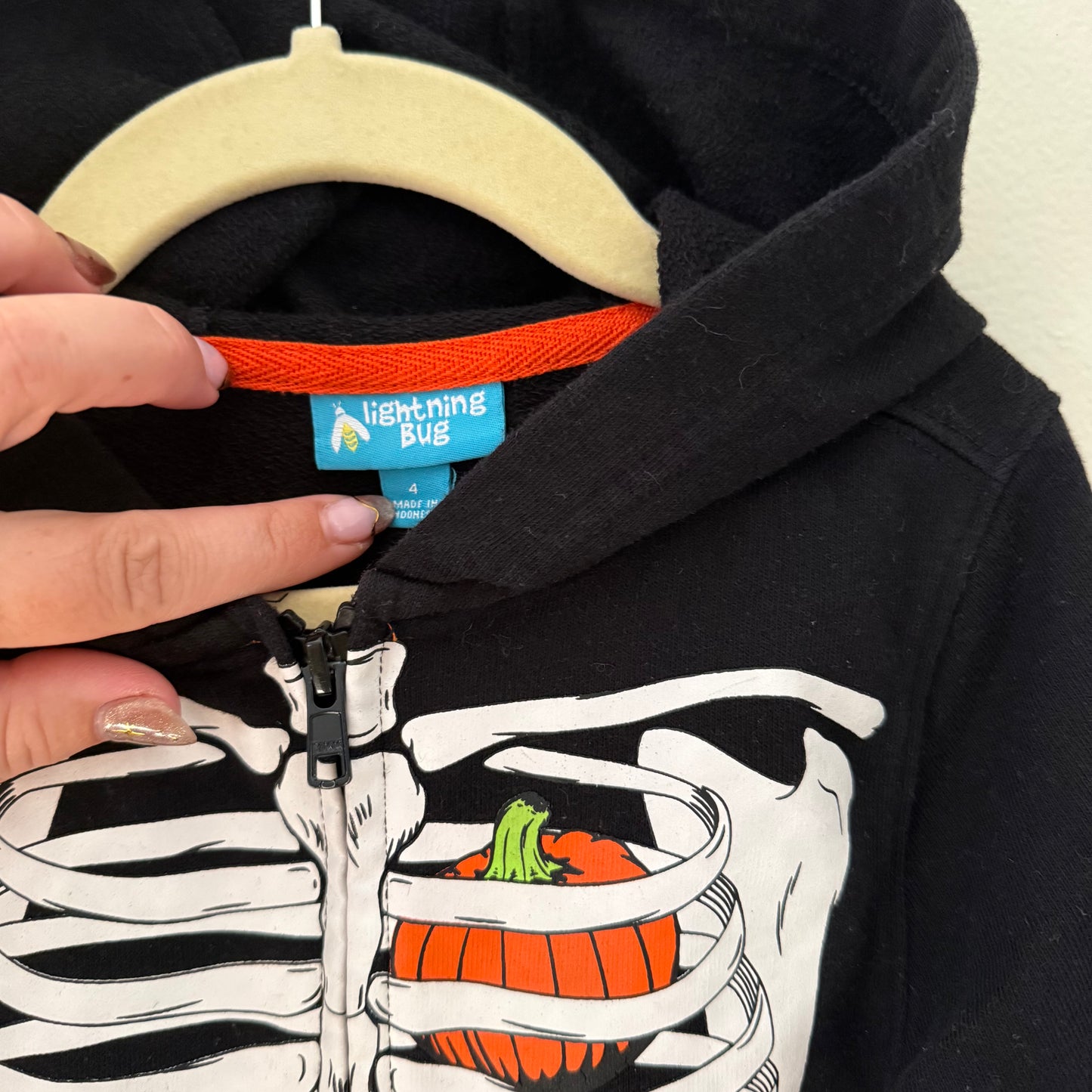 Size 4T | Ribcage pumpkin heart zip up