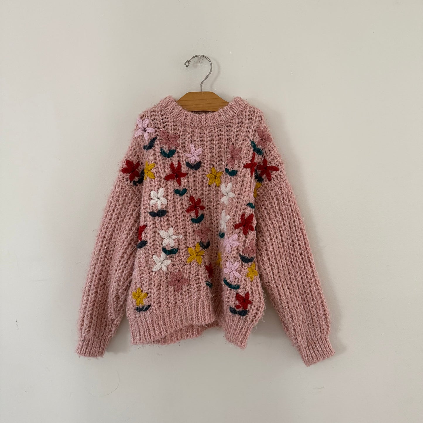 Size 8-9 | Zara floral detail sweater