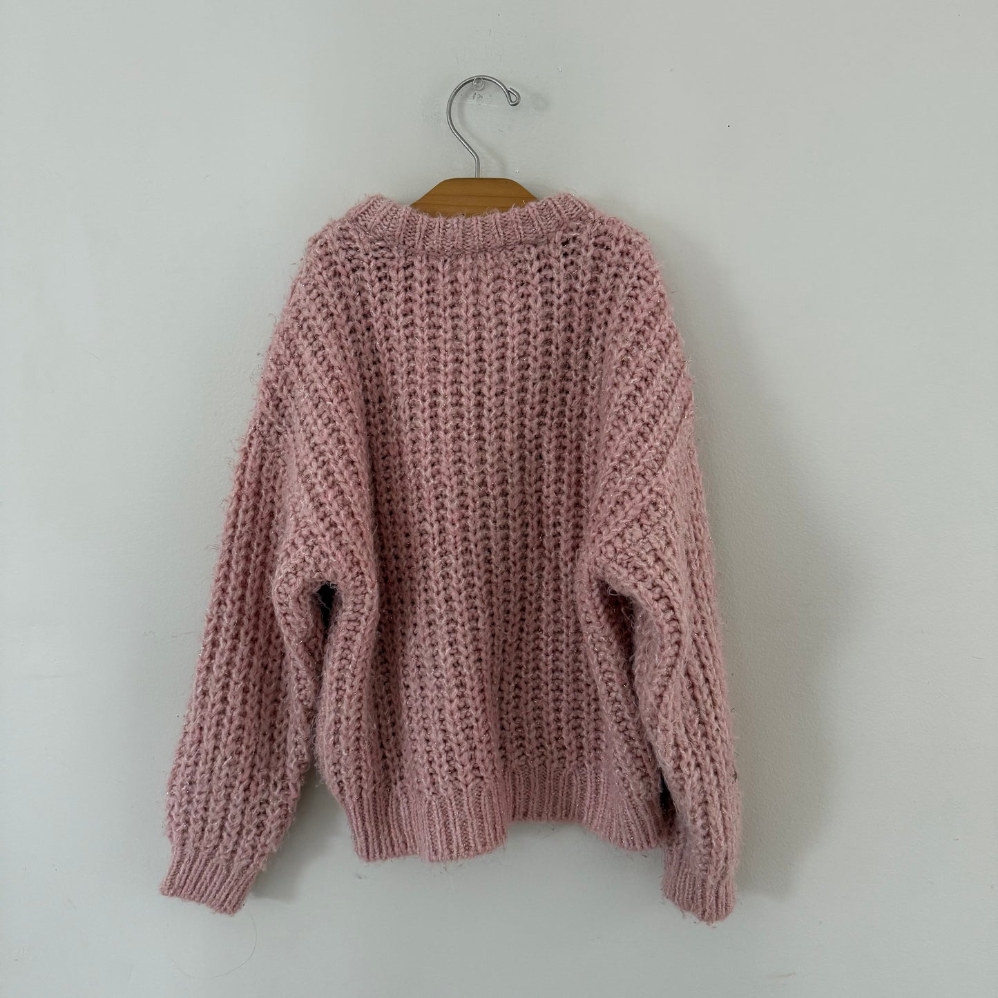 Size 8-9 | Zara floral detail sweater