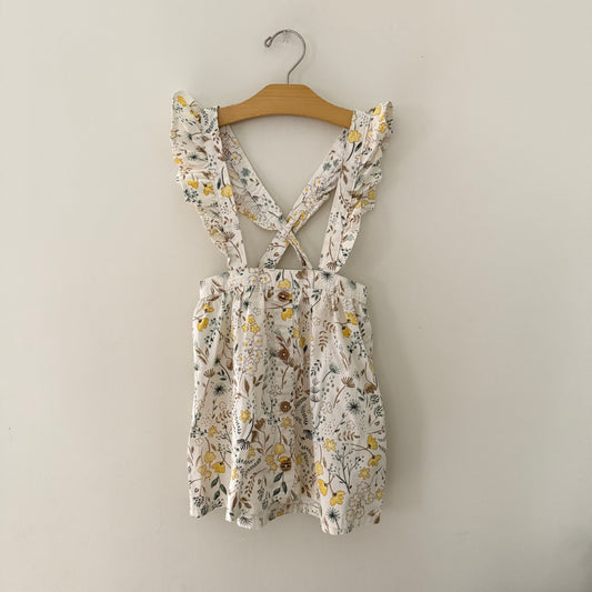 Size 5 | Floral pinafore