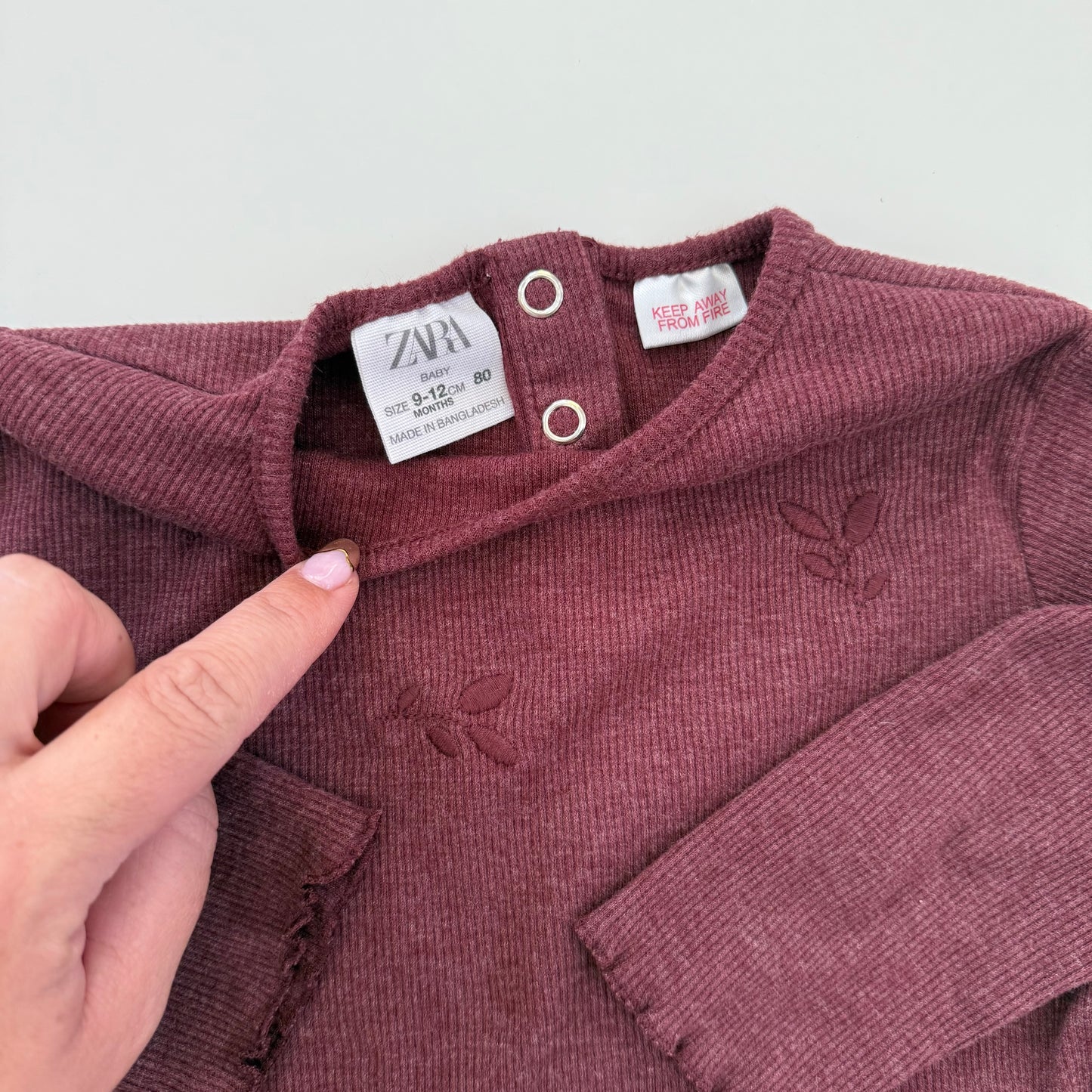 Size 9-12 months | Zara ribbed lettuce edge long sleeve