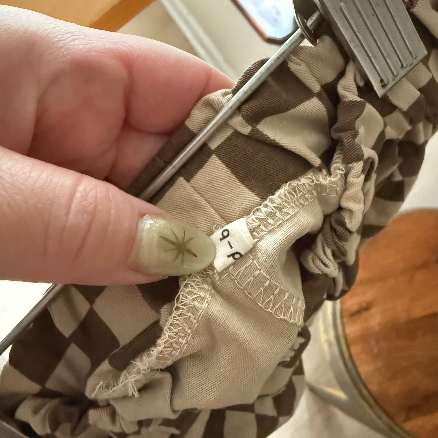 Open size | Neutral checkerboard pants