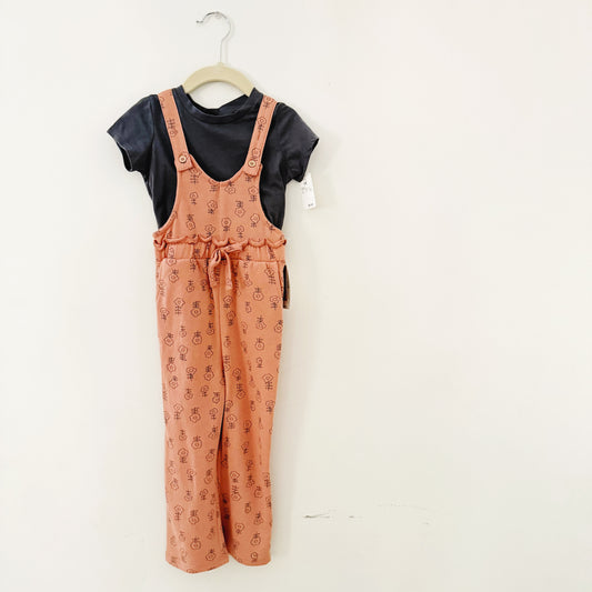 Size 3T | NWT Floral overalls