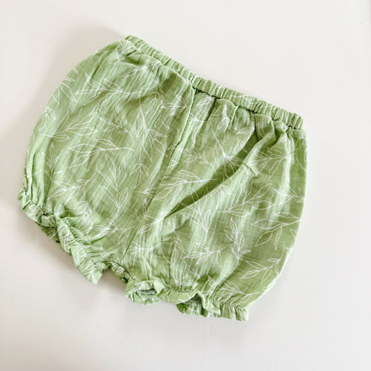 Size 24 months | Gauzy green bloomer shorts