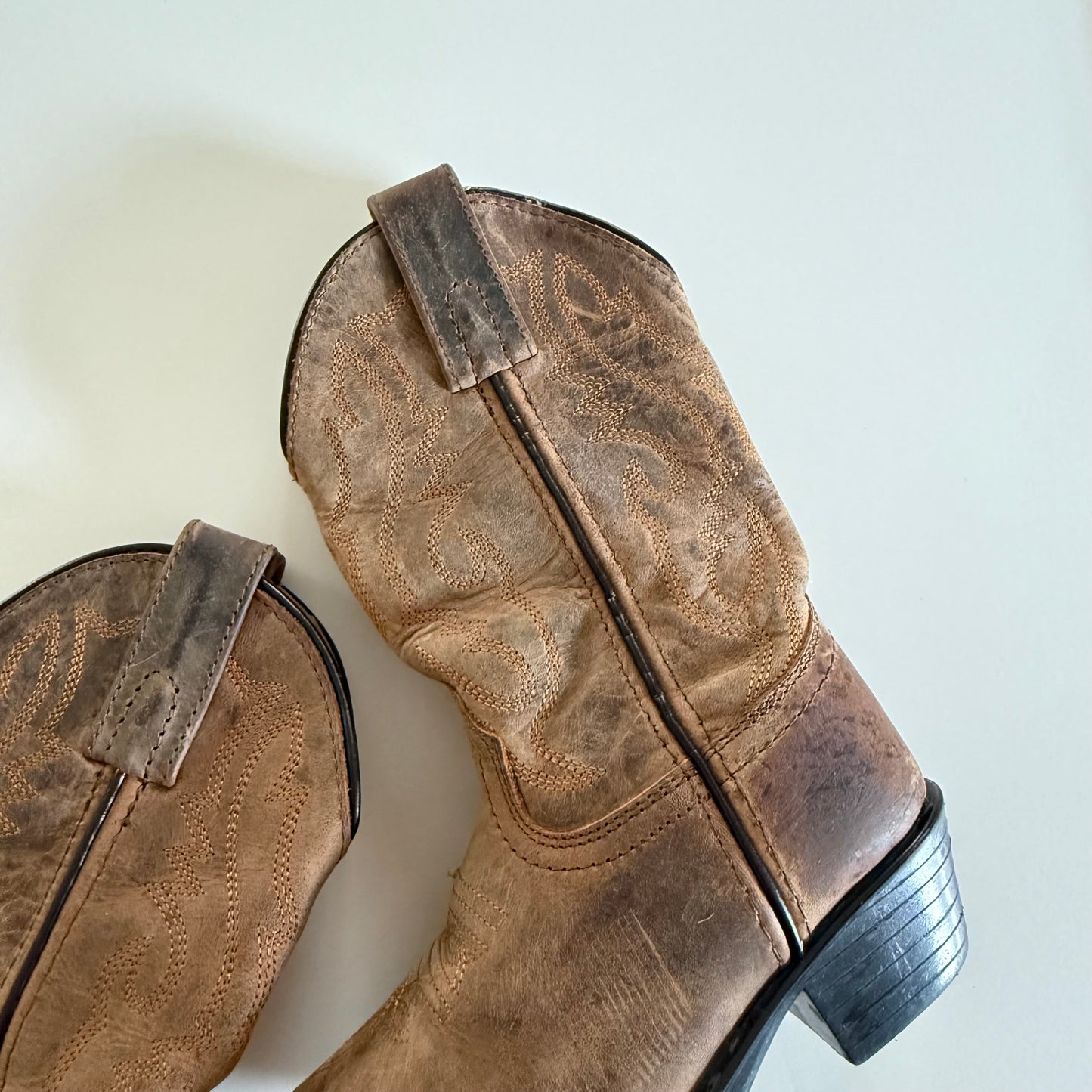 Size 9 | Leather cowboy boots