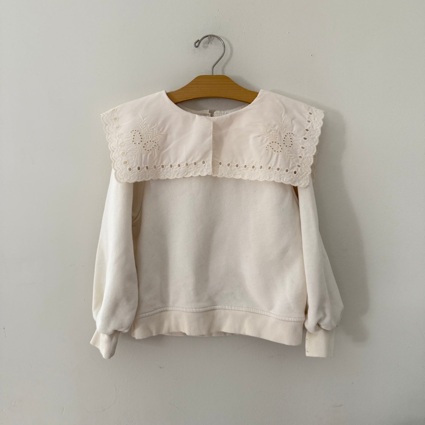 Size 9 | Zara lace peterpan collar pullover