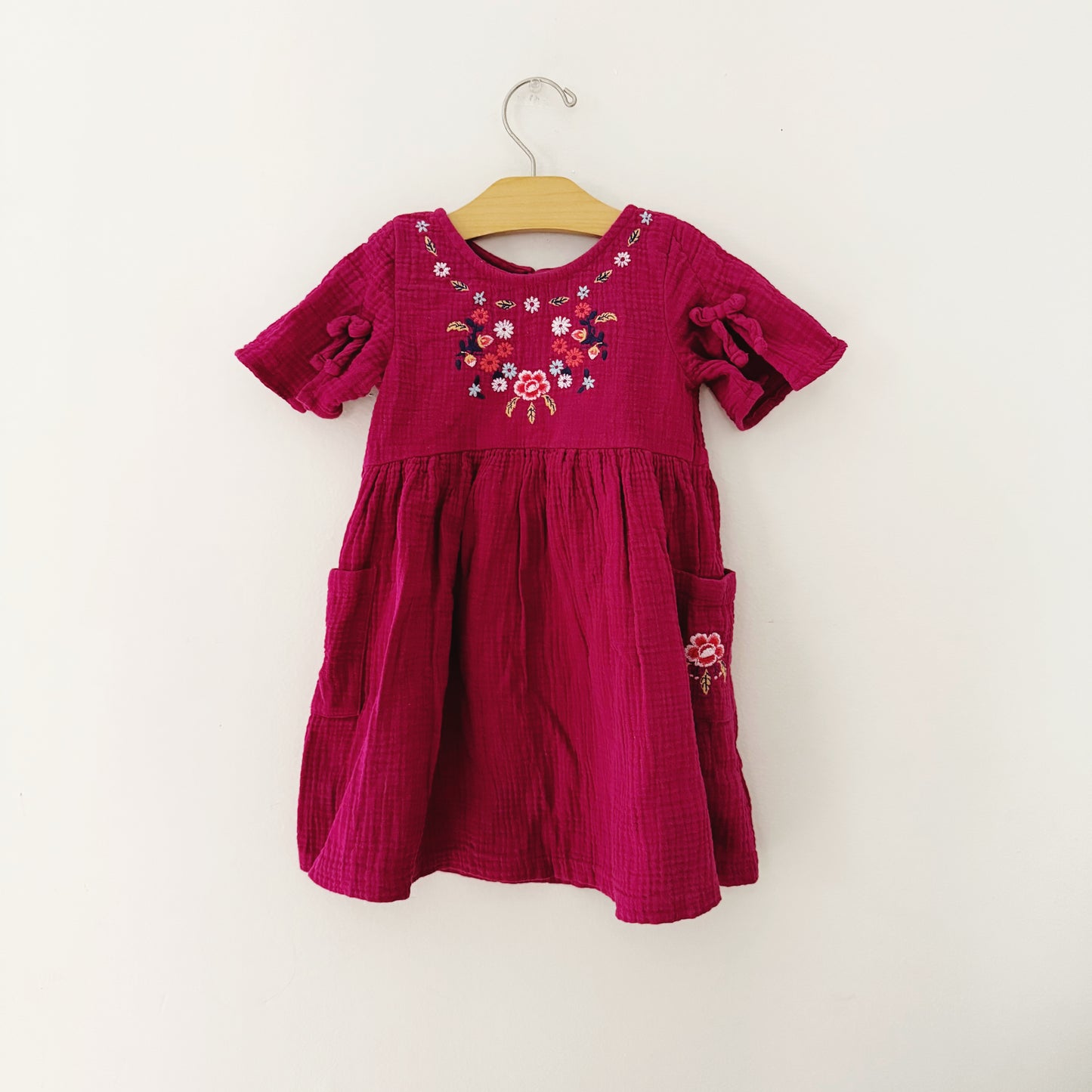 Size 3T | Floral embroidered gauze dress