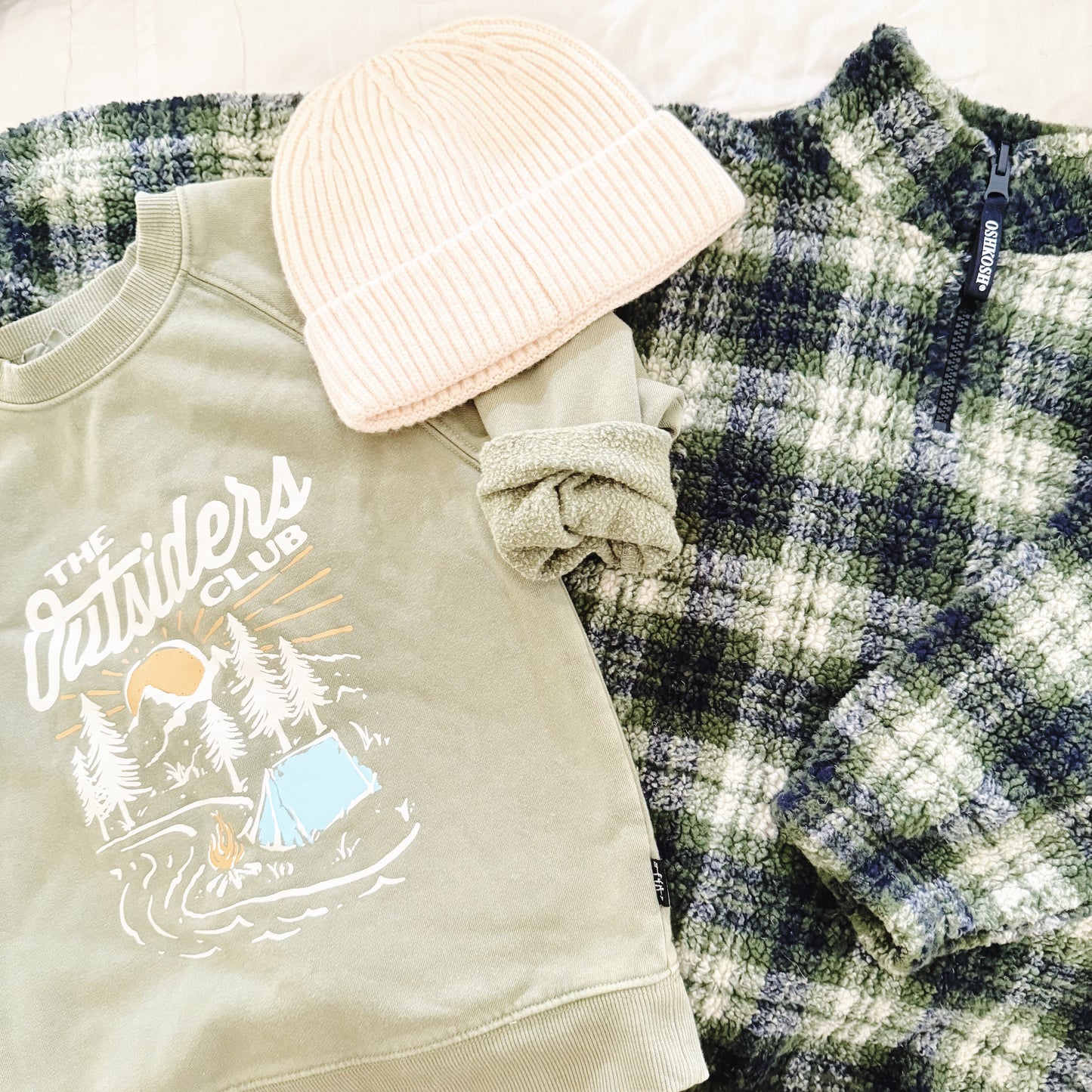 Size 5 | Feather 4 Arrow crewneck