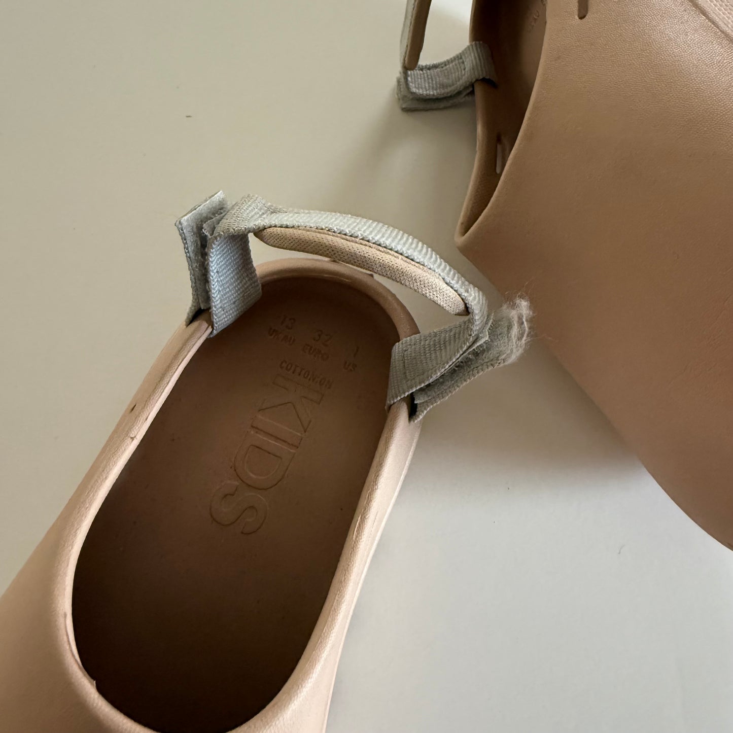 Size 1 | Big kids | Cotton On mules