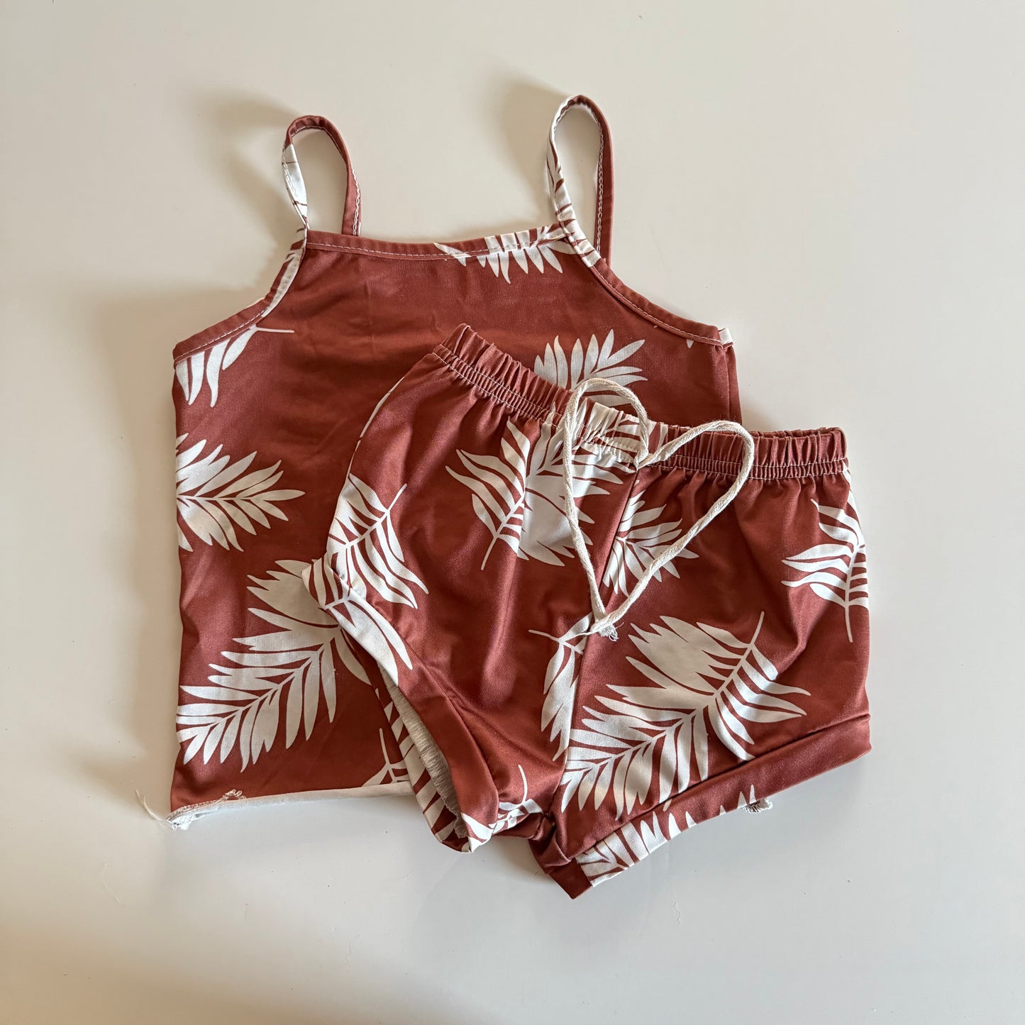 Size 18/24+ | Rust leaf set