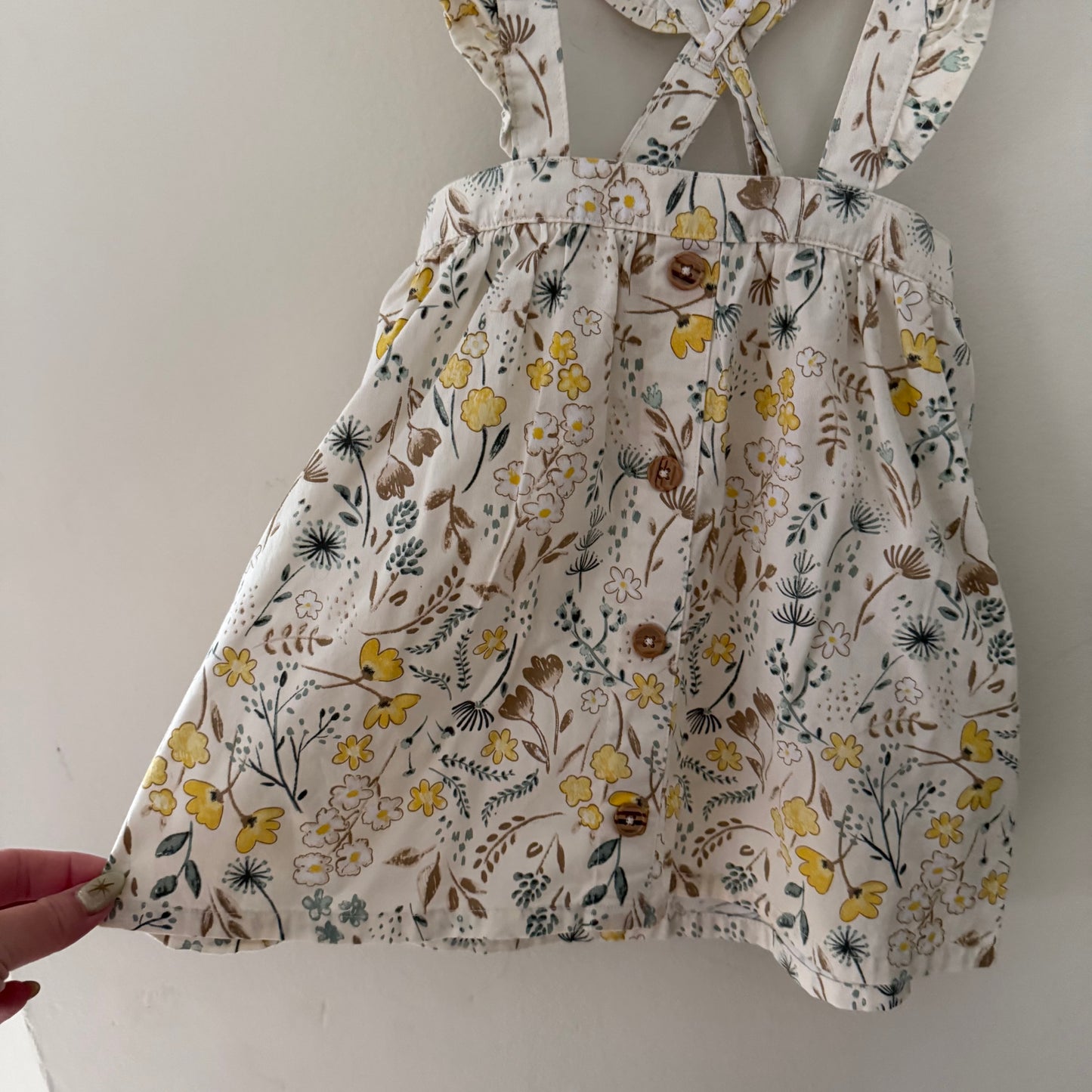 Size 5 | Floral pinafore