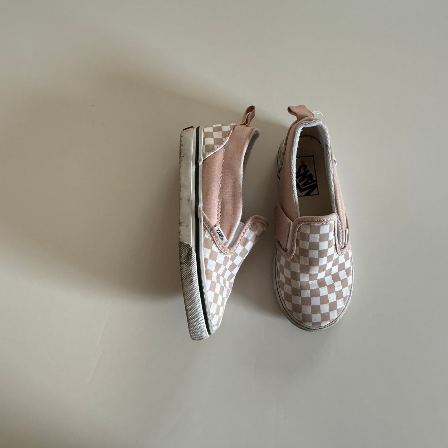 Size 10 | Pink checkerboard vans