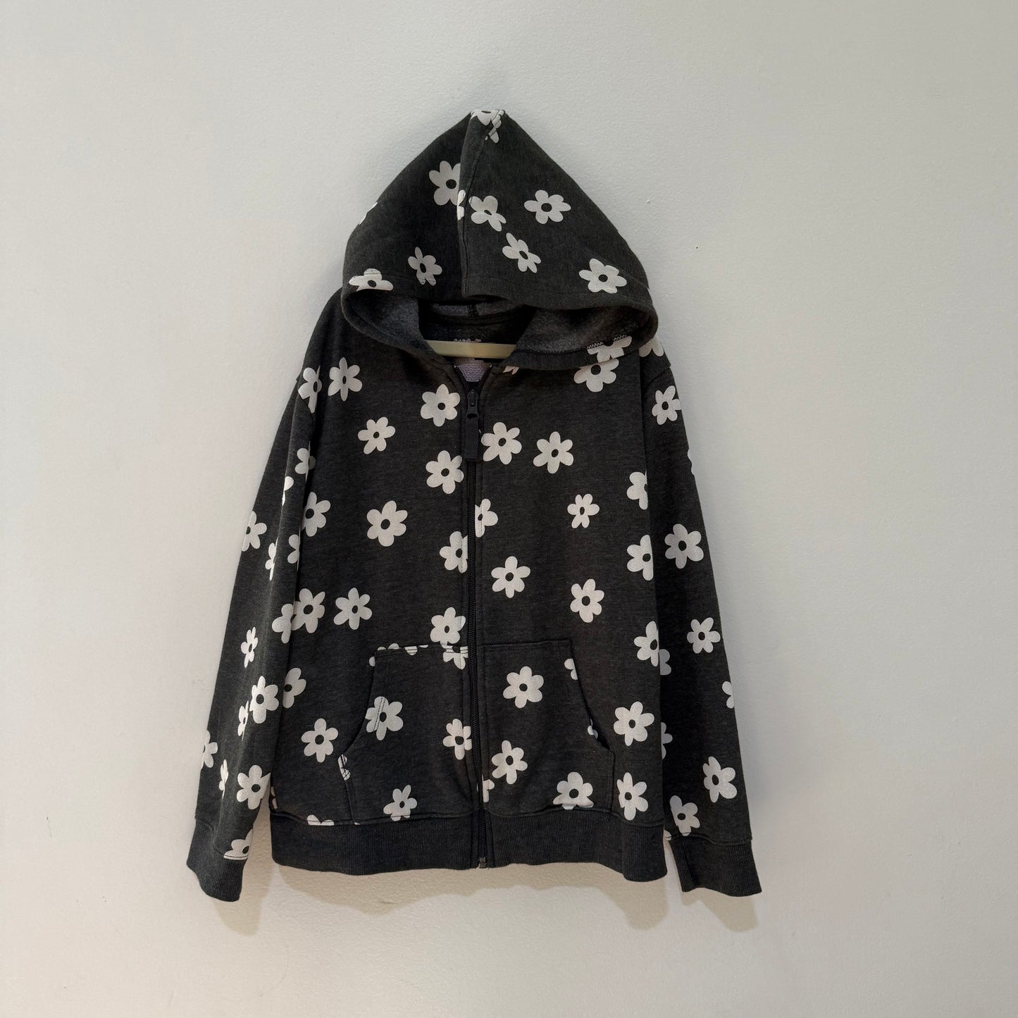 Size 10/12 | Cat & Jack zip sweatshirt