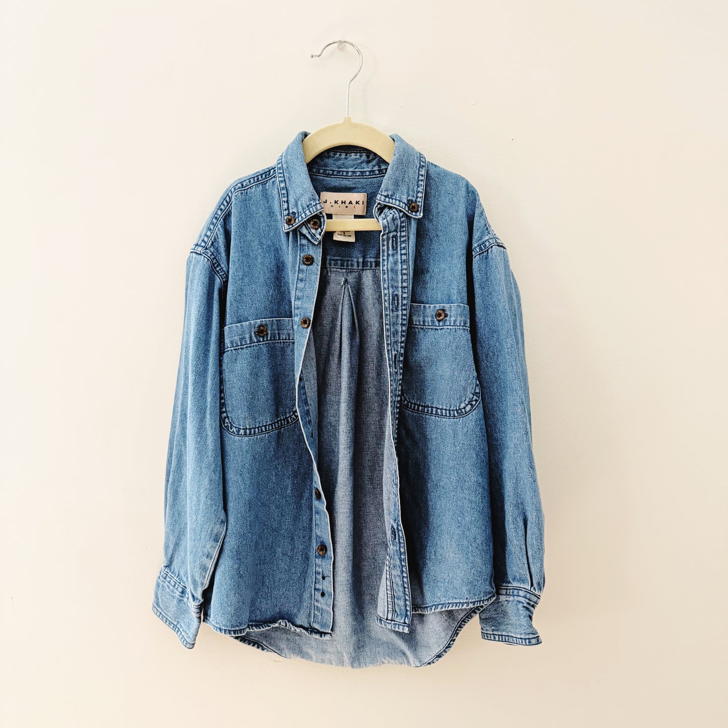 Size small | Vintage denim button down