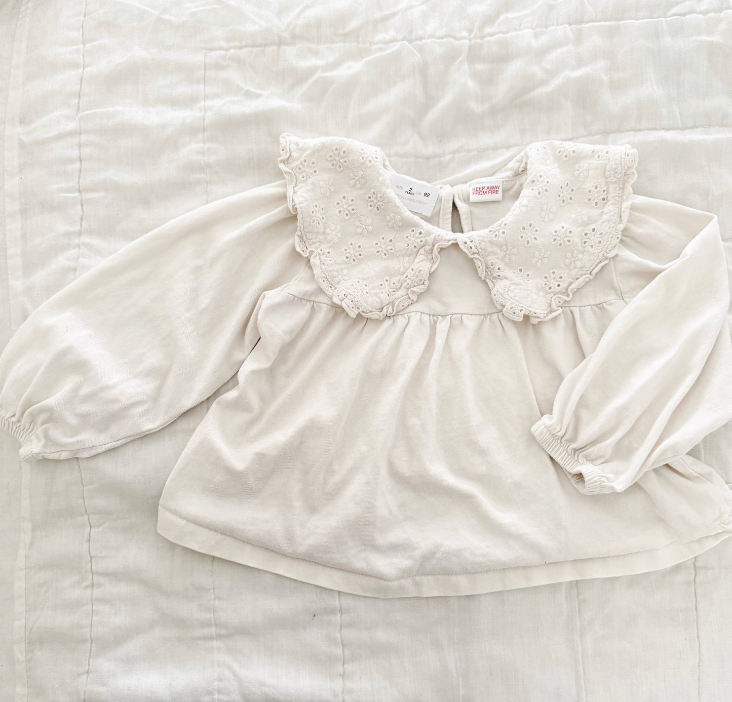 Size 2 | Zara Peterpan collar blouse