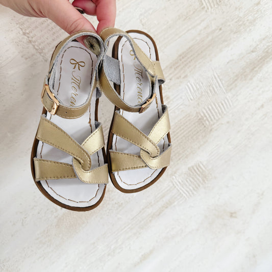 Size 10/11 | Salt water sandal dupes