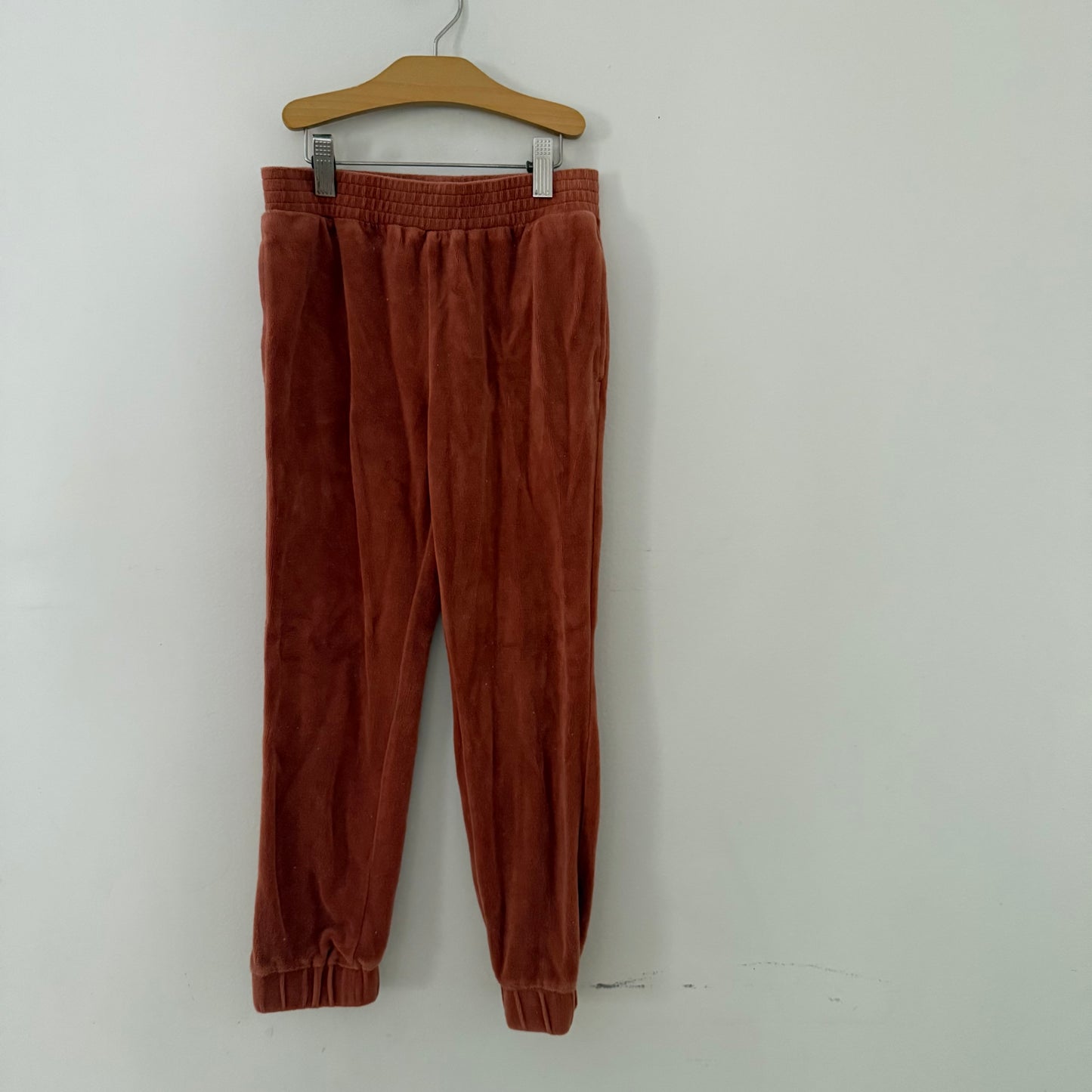 Size 7/8 | Matching velour set