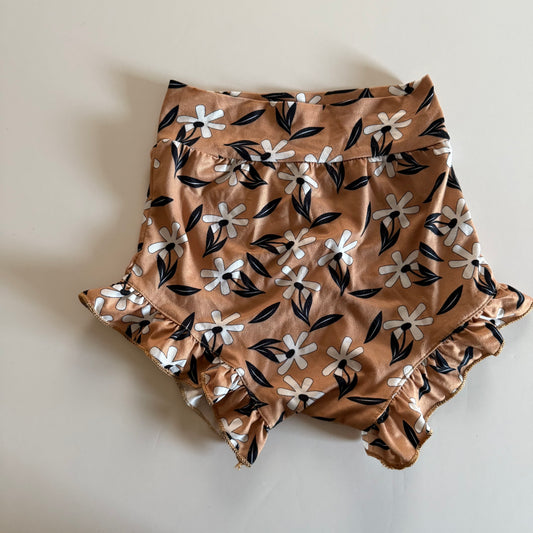 Size 18-24 months | Floral ruffle bloomer shorts