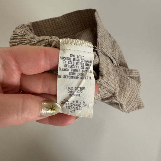 Size 2T | Vintage subtle plaid pleated shorts