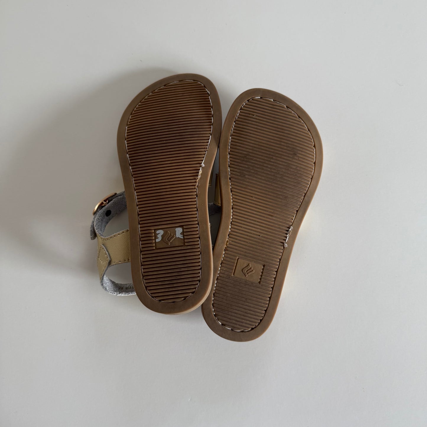 Size 10/11 | Salt water sandal dupes