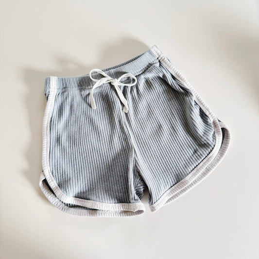 Size 4/5 | Ribbed track shorts