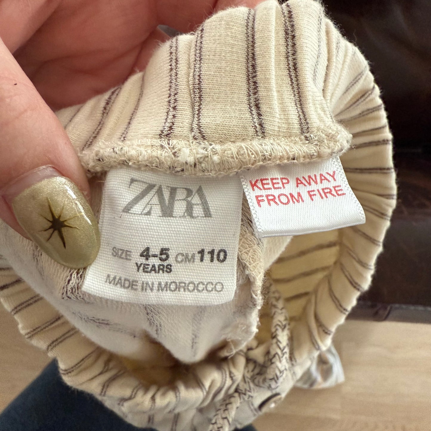 Size 4/5 | Zara drawstring pinstripe pants