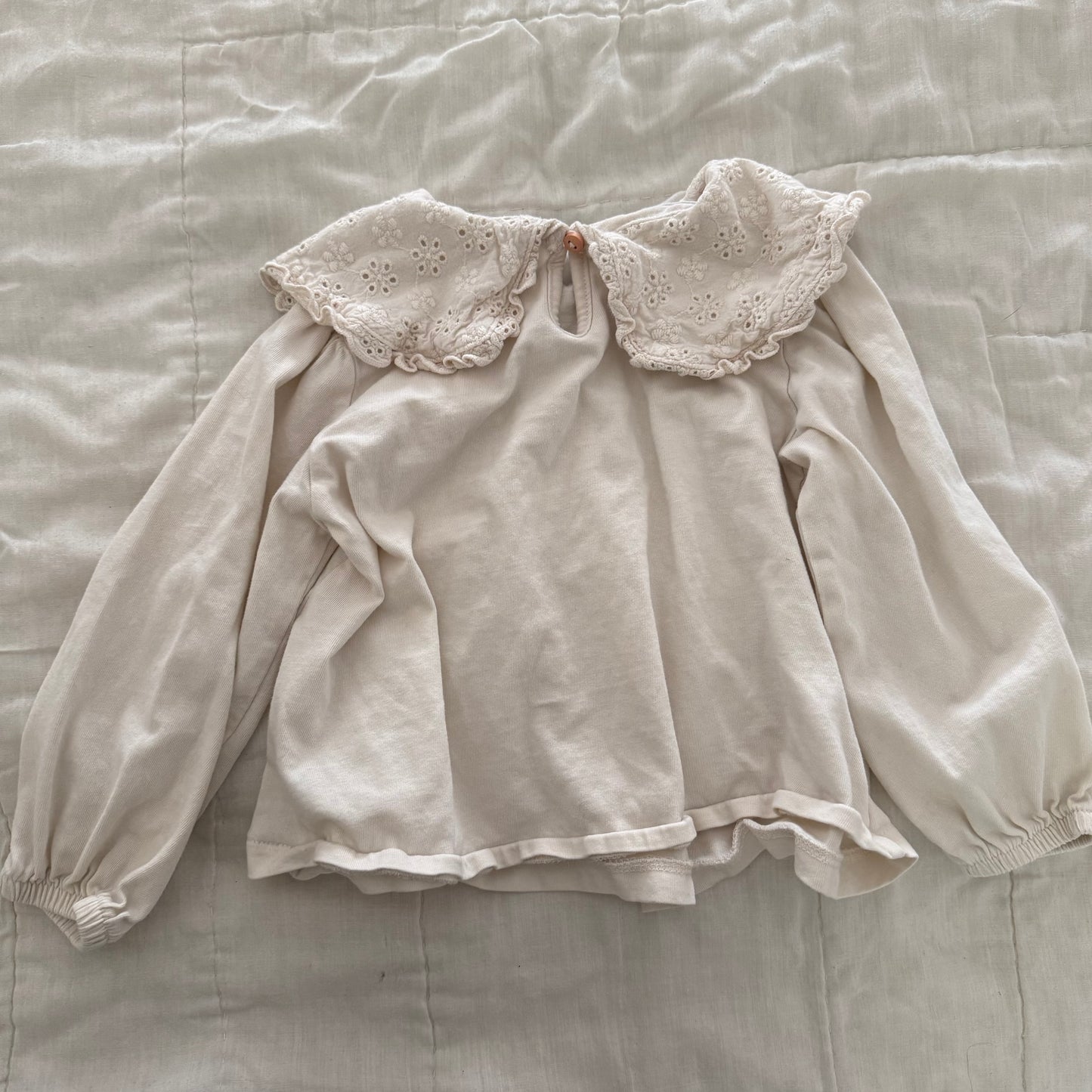 Size 2 | Zara Peterpan collar blouse
