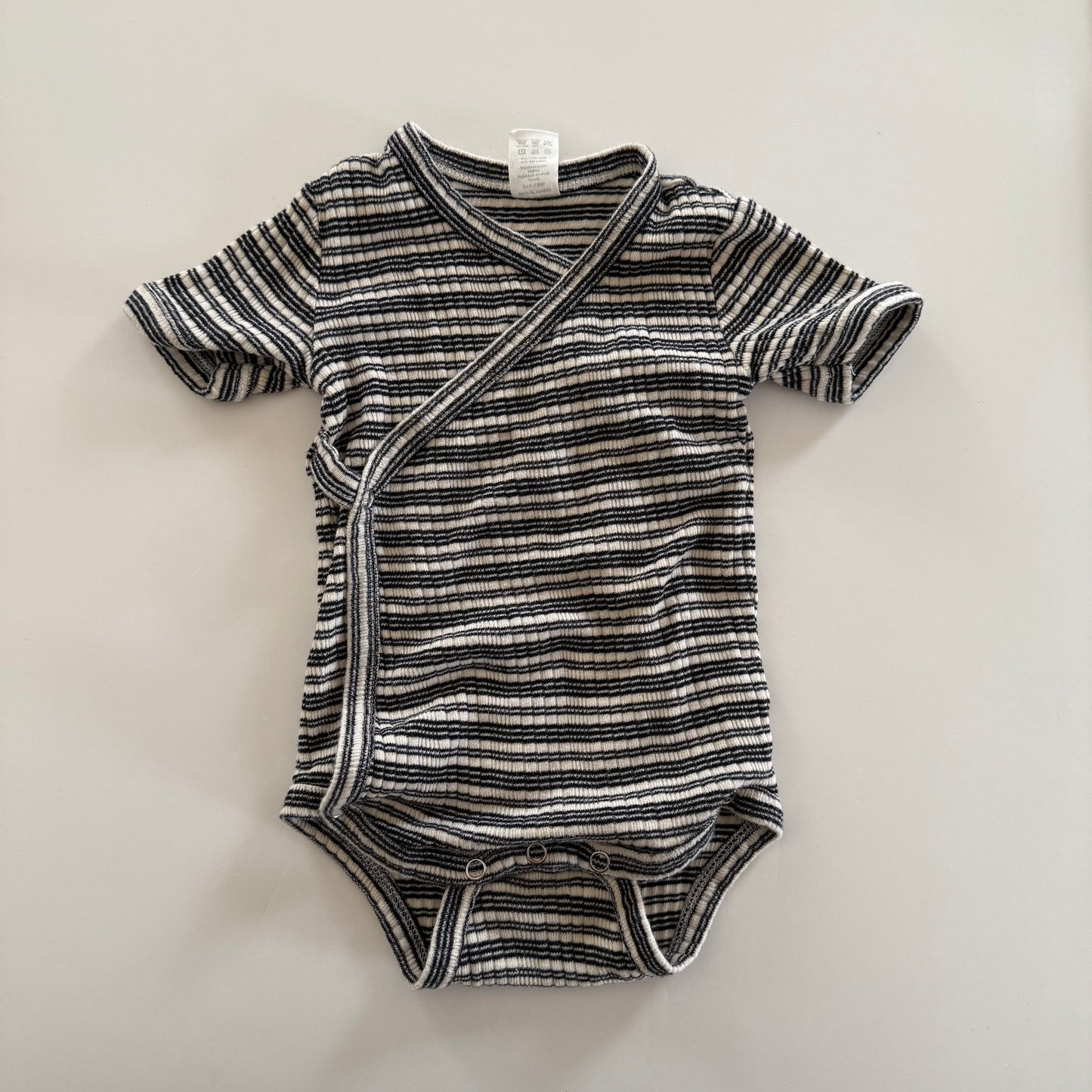 6-12 months | Kate Quinn ribbed onesie