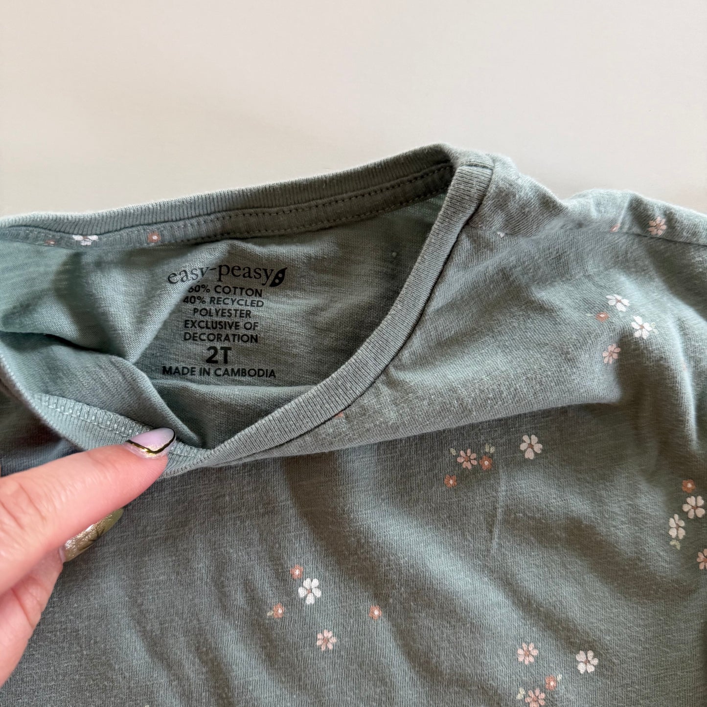 Size 2T | Floral ruffle sleeve tee
