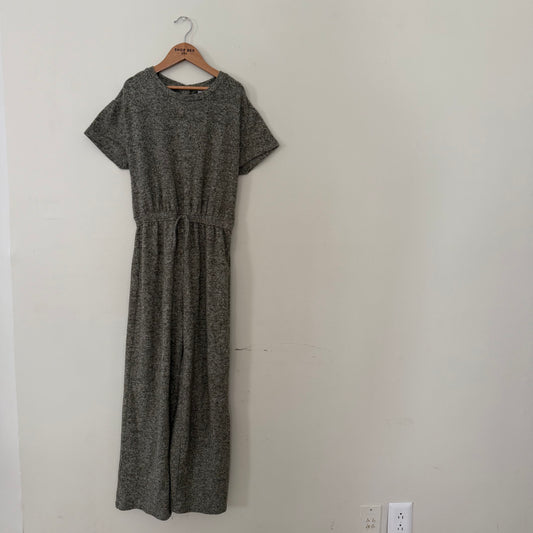 Size 13/14 | Zara heather green knit jumpsuit