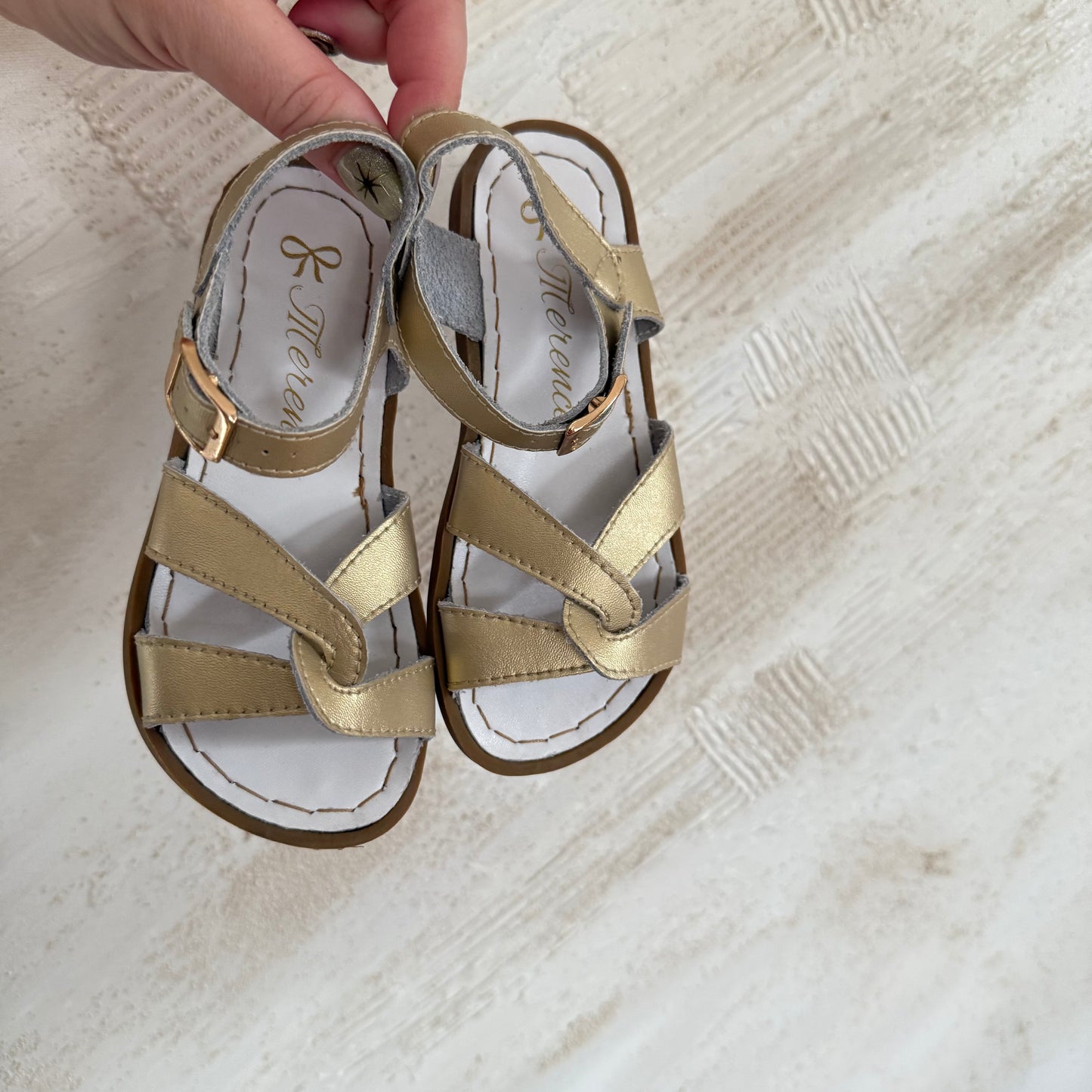 Size 10/11 | Salt water sandal dupes