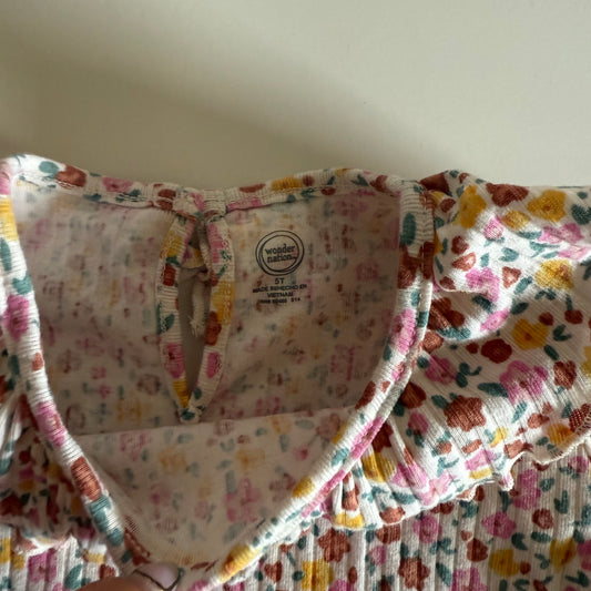 Size 5T | Floral long sleeve top