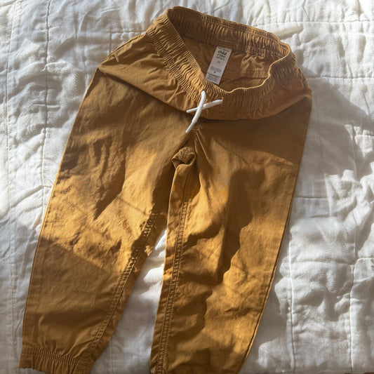 Size 3T | Elastic waist joggers