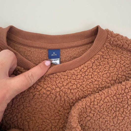 Size 6/7 | Old Navy Sherpa pullover