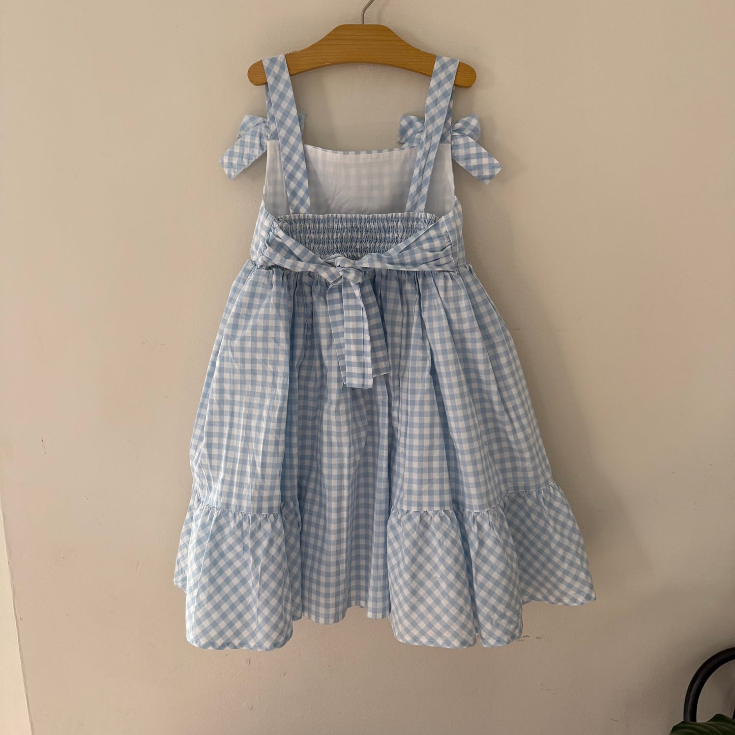 Size 7 | Gingham bow detail dress