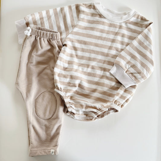 Size 12 months | Neutral sweat suit set