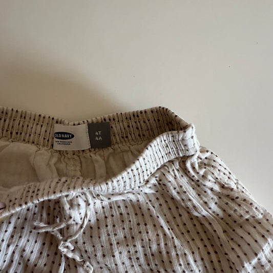 Size 4T | Old Navy breezy shorts