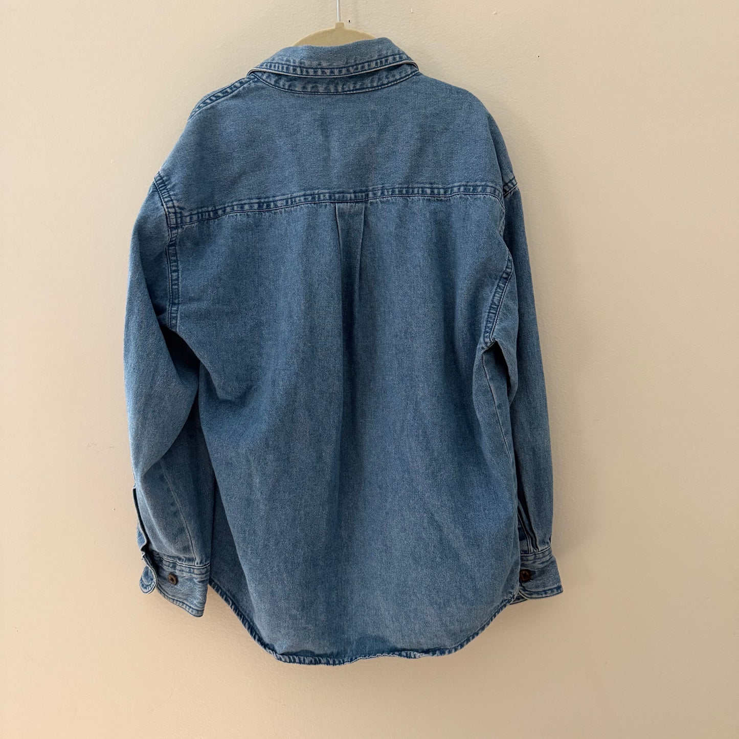 Size small | Vintage denim button down