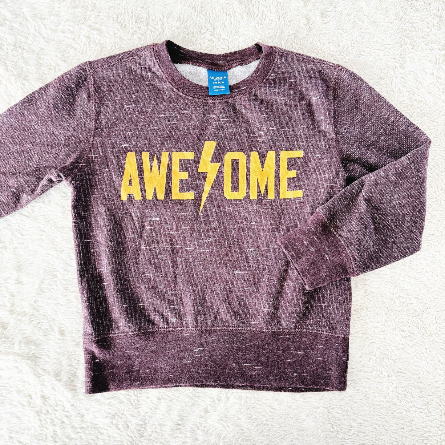 Size 4/5 | AWESOME crewneck
