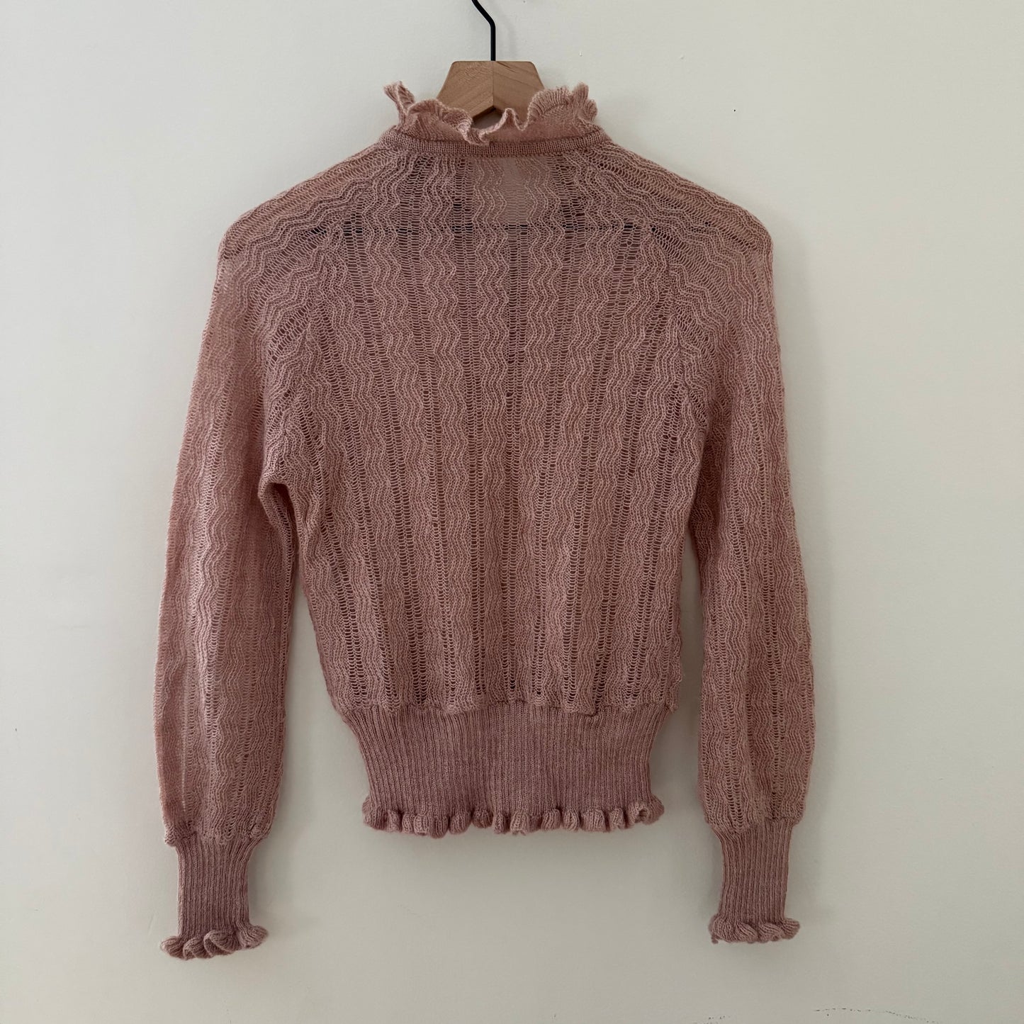 Vintage sweet little detail knit sweater