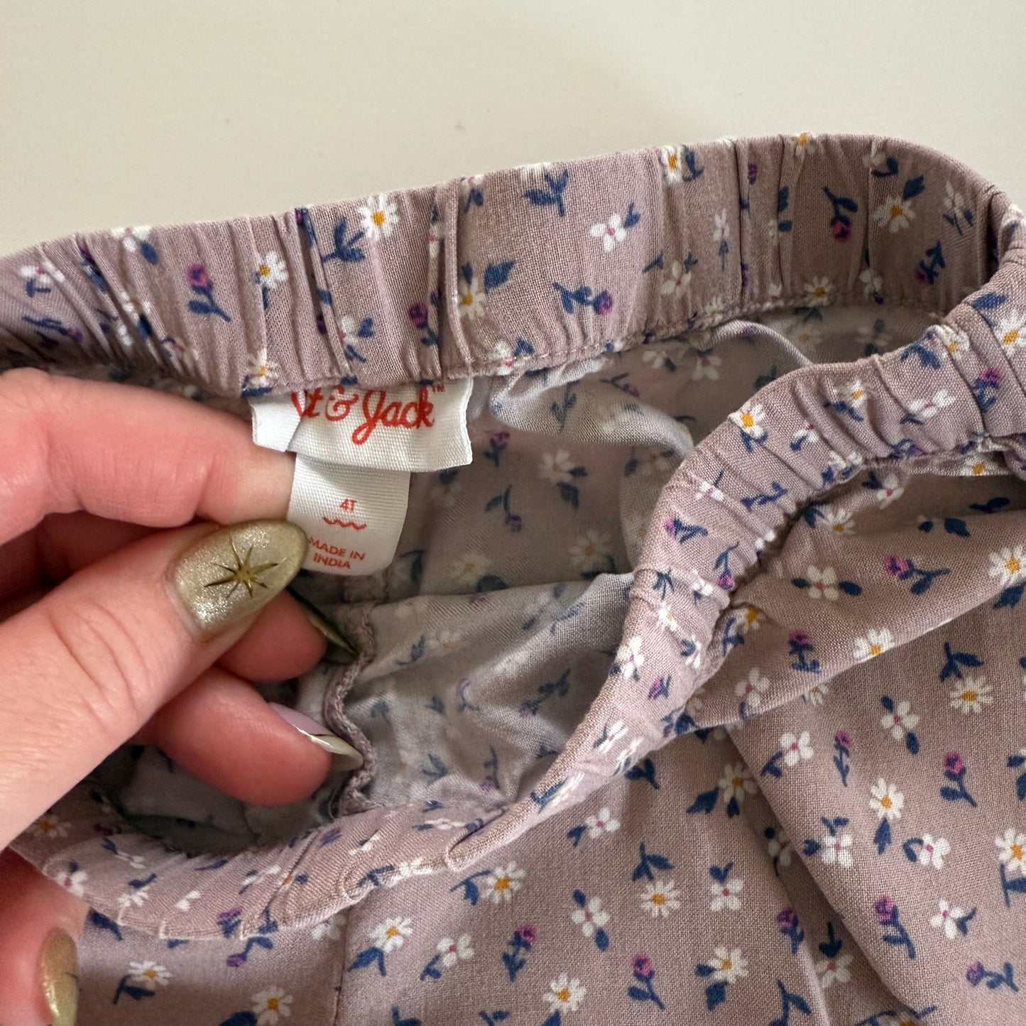 Size 4T | Wide legged floral pants