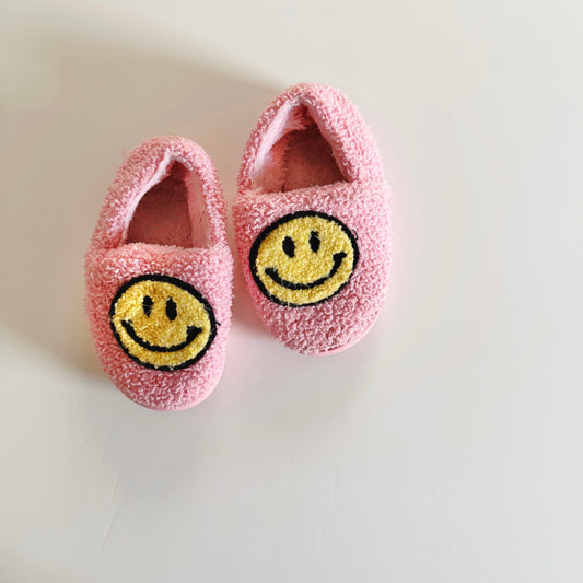 Size 9/10 | Smiley slippers