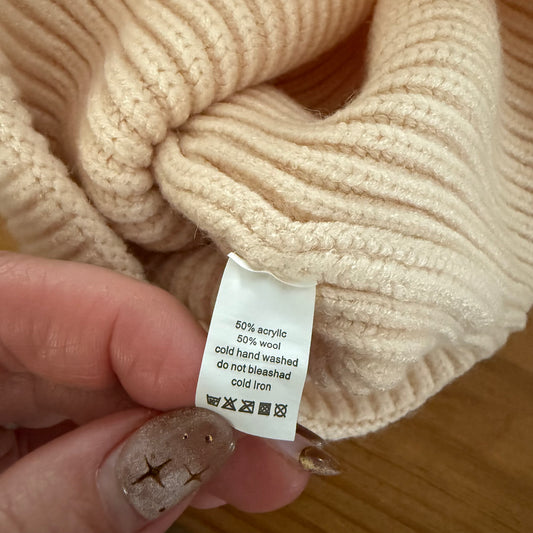 Creamy wool blend beanie